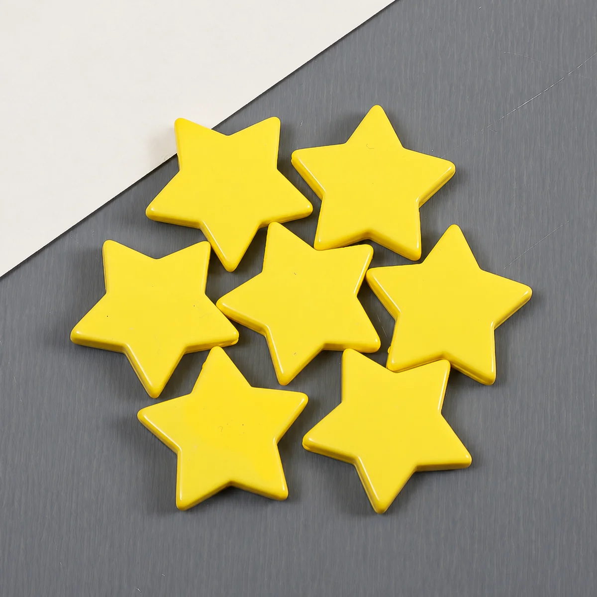 Yellow Flat Star Acrylic Beads, actual option photograph