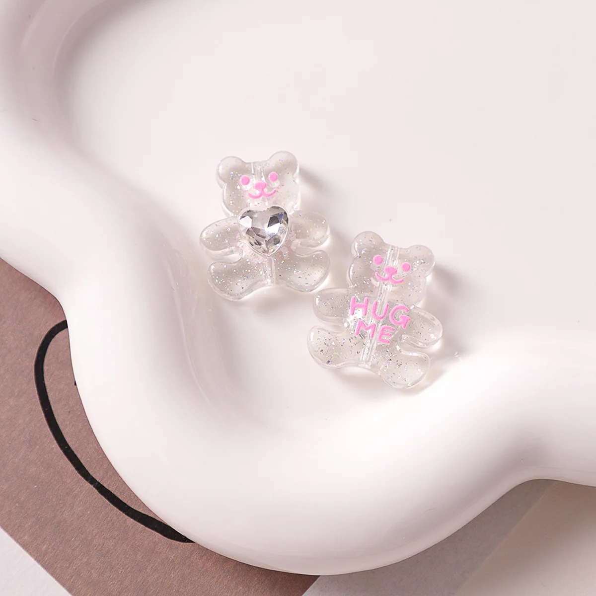 Clear Glow-in-the-Dark Glitter Bear Acrylic Beads, actual option photograph