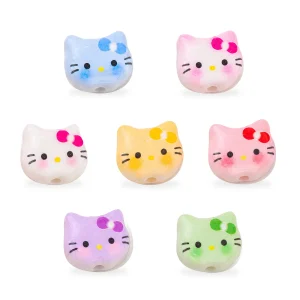 Pastel Painted Cat-Head Acrylic Beads representative appearance
