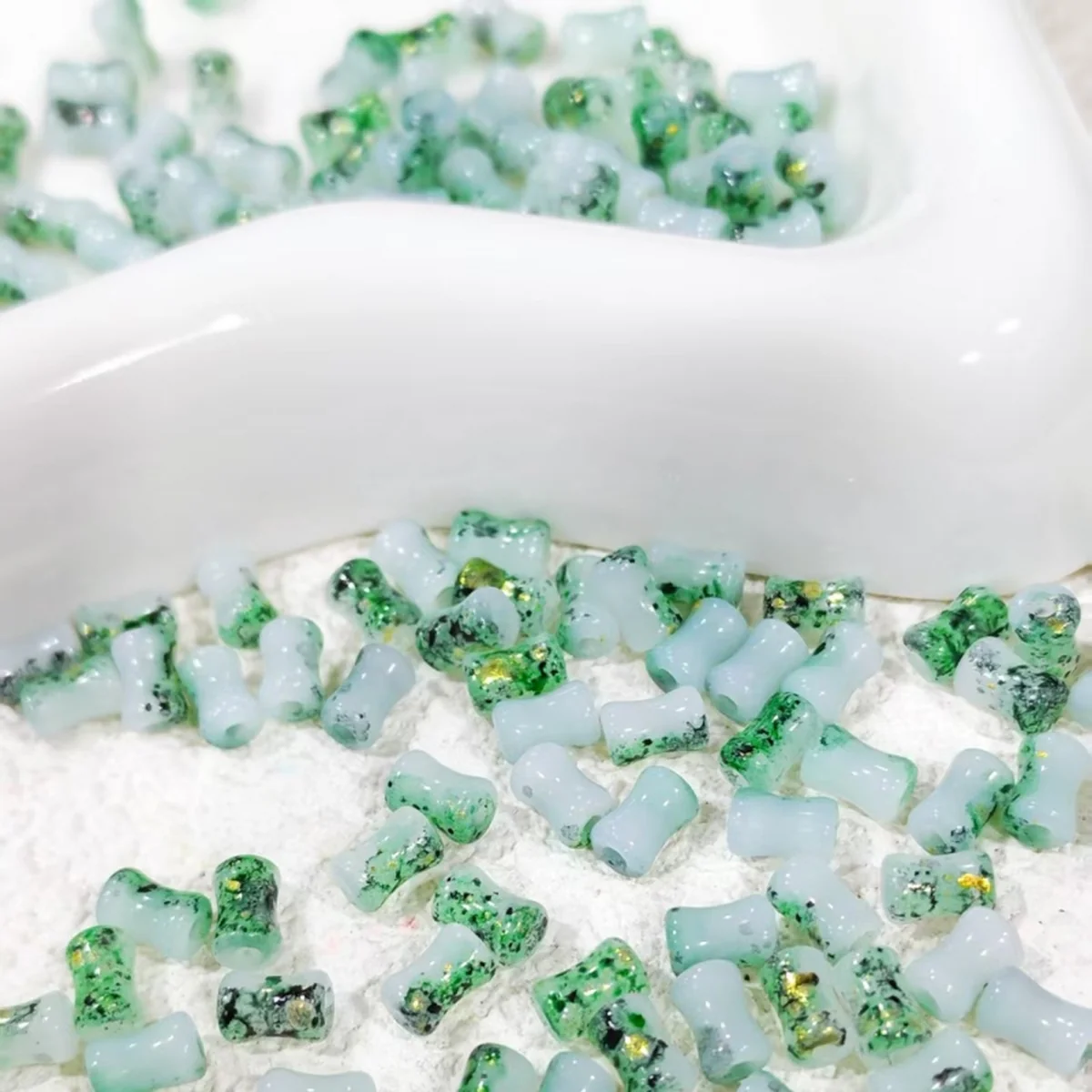 Green 6 × 3 mm glass tube beads, selected color option