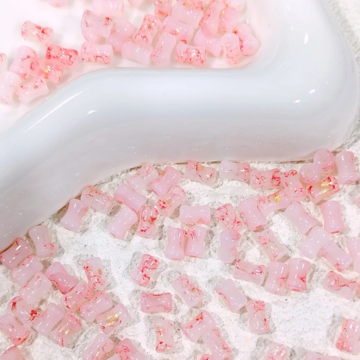 Pink 6 × 3 mm glass tube beads, selected color option